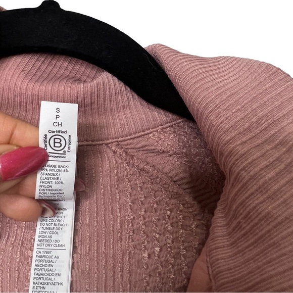 Athleta Flurry Force Insulated PrimaLoft Jacket 2.0 Size S - Picture 4 of 6